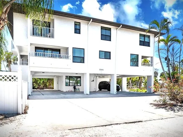 3701 5th Ave #1, Holmes Beach, FL 34217