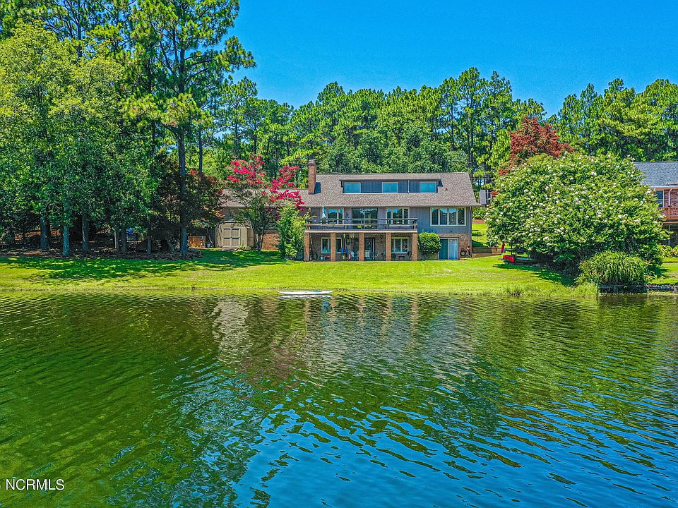 216 Pine Ridge Drive, Whispering Pines, NC 28327 Zillow