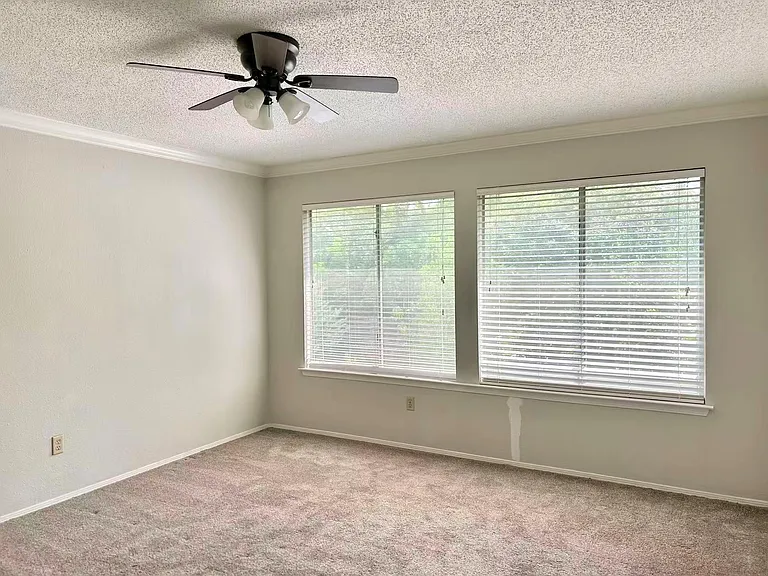12906 Tantara Dr — Photo 16