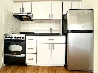 Rented by 3 Quincy Corp.