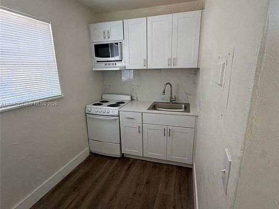 2nd image of 3669 Thomas Ave APT 7