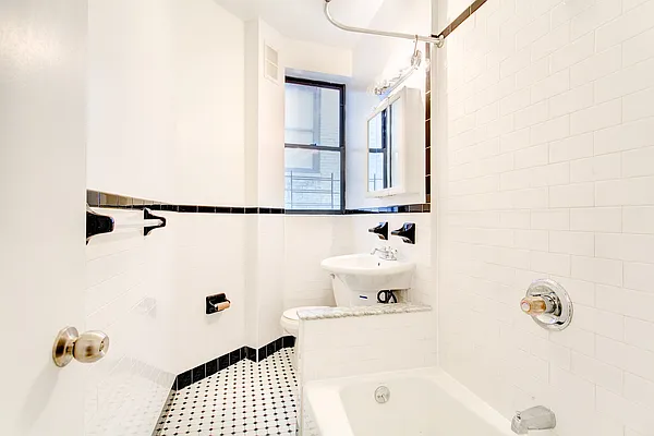 Rented by Brown Harris Stevens | media 9