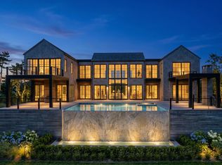 11 Pine Tree Ln, Westhampton, NY 11977