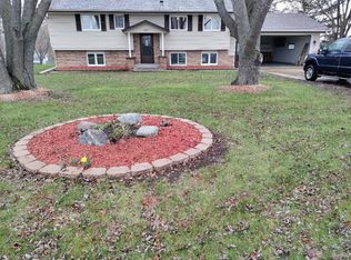 11305 Riverview Rd NE, Hanover, MN 55341