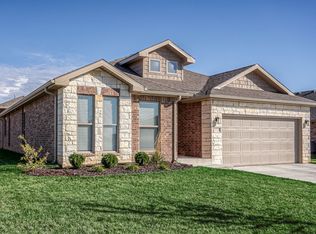 7540 Belmont Dr, Shawnee, KS 66227