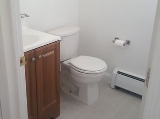 138 Kensington St, Hartford, CT 06120
