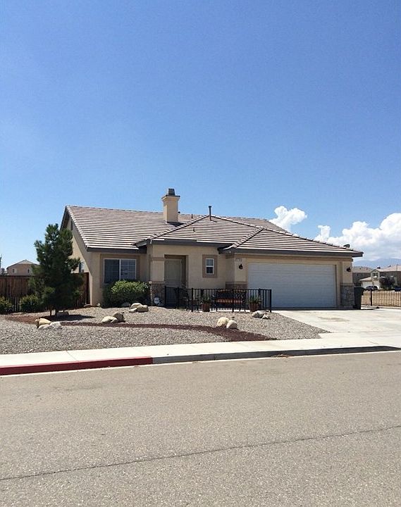 1st image of 11783 Far Hills Ln