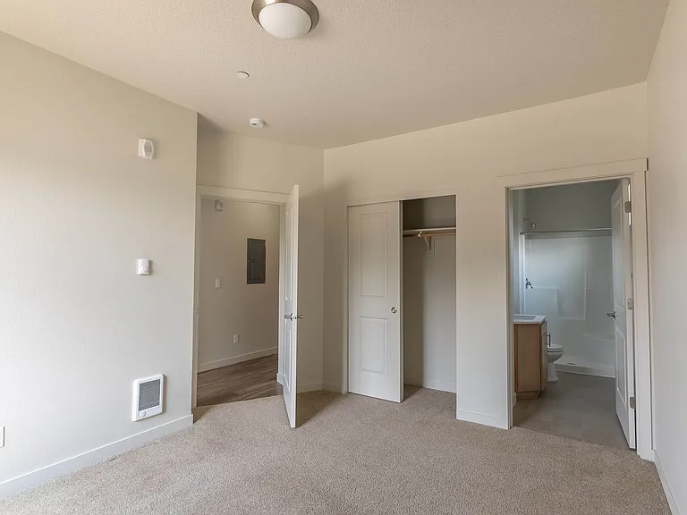 Sandyplace Apartment Homes — Photo 47