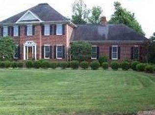 101 Langston Dr, Greenville, SC 29617