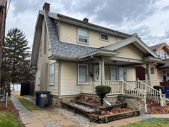 2nd image of 3851 Revere Dr