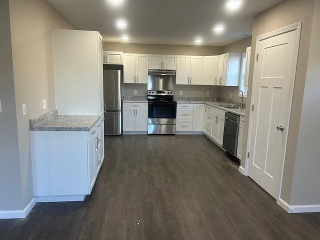 2 bed, 1150 sqft, $1,500 — Photo 2