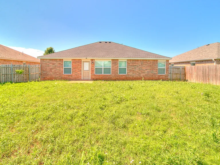 8509 SW 49th Cir — Photo 38