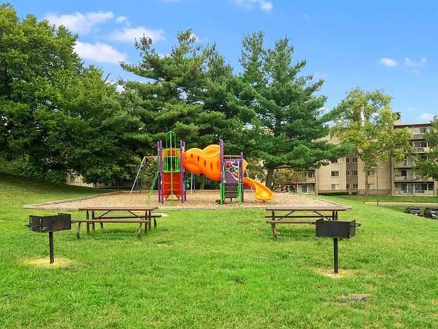 Takoma Landing — Photo 16
