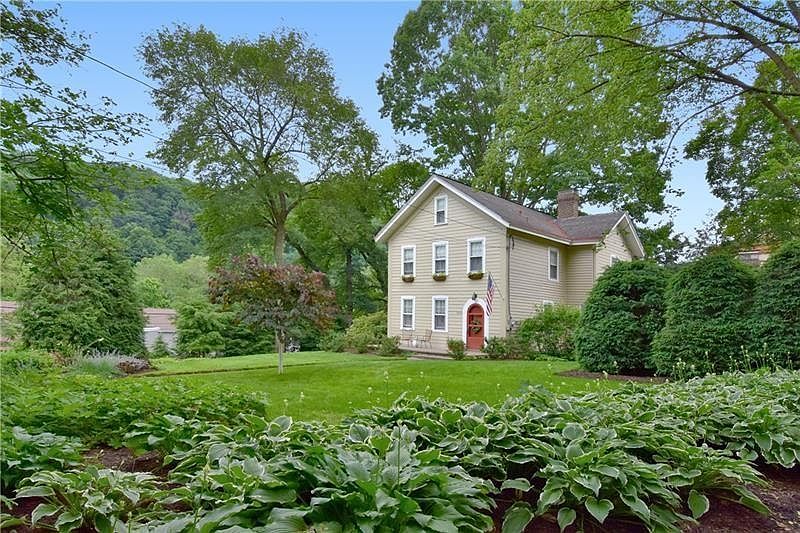 1010 Glenshaw Ave, Glenshaw, PA 15116 Zillow