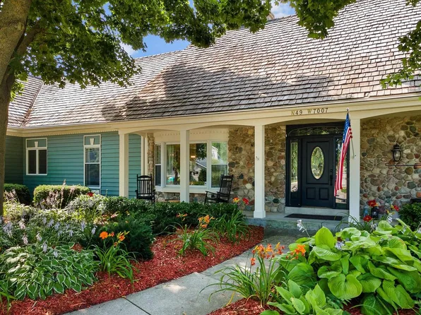 N49W7007 Western ROAD, Cedarburg, WI 53012