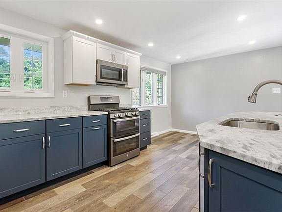 5th image of 701 Vernon Dr