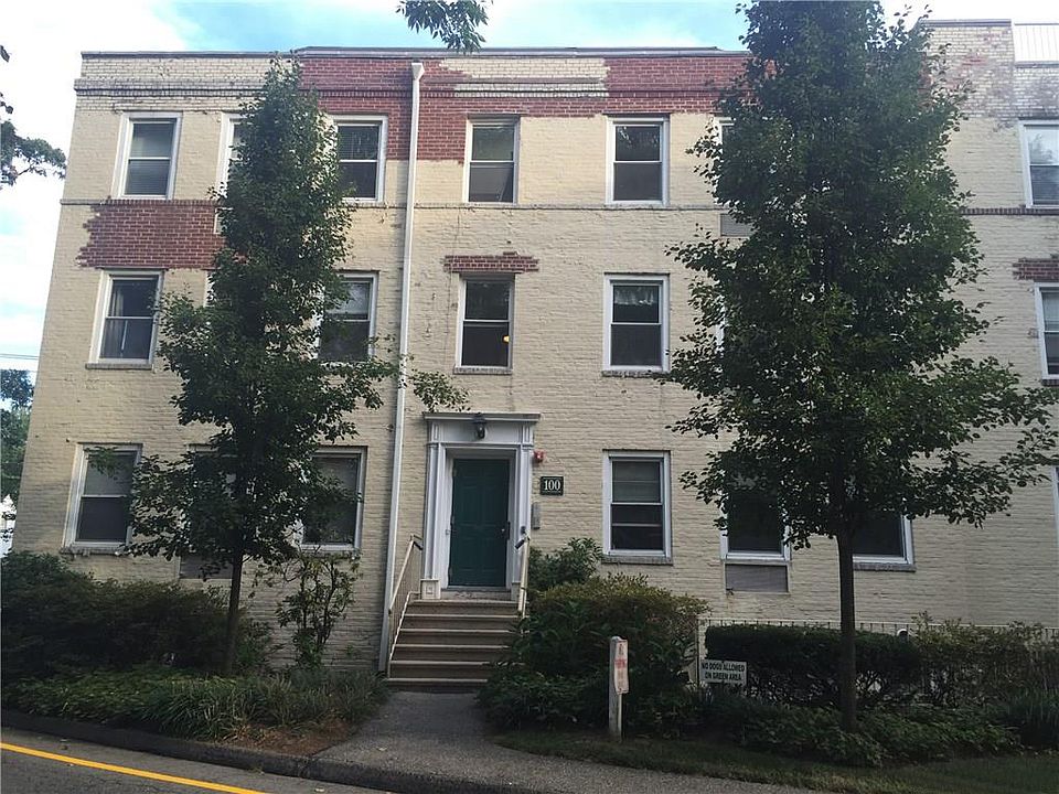 100 Woodside Green