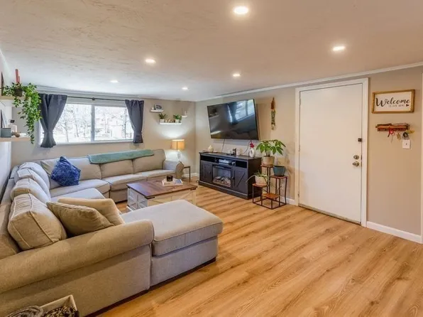 10 Tideview Path APT 5, Plymouth, MA 02360