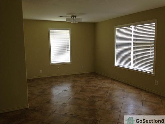2nd image of 1706 Bayou Homes Dr