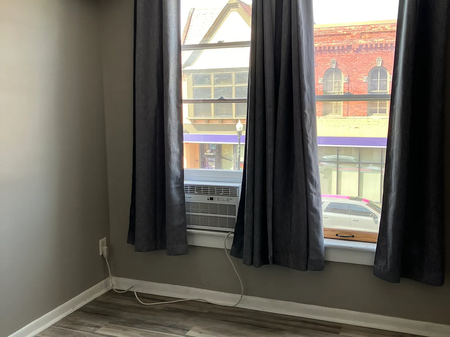 1 bed, 425 sqft, $1,100 — Photo 3