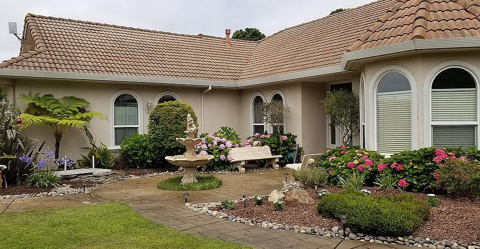 2nd image of 7541 Desmond Ct