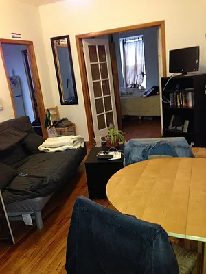 Rented by Kings Court Real Estate | media 45