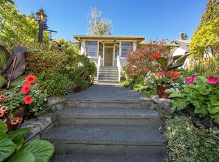 5233 40th Ave SW, Seattle, WA 98136