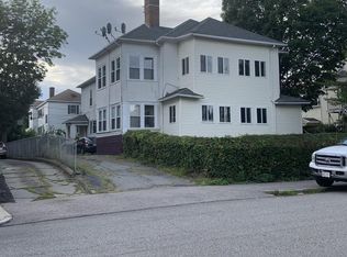 58 Arthur St, Worcester, MA 01604