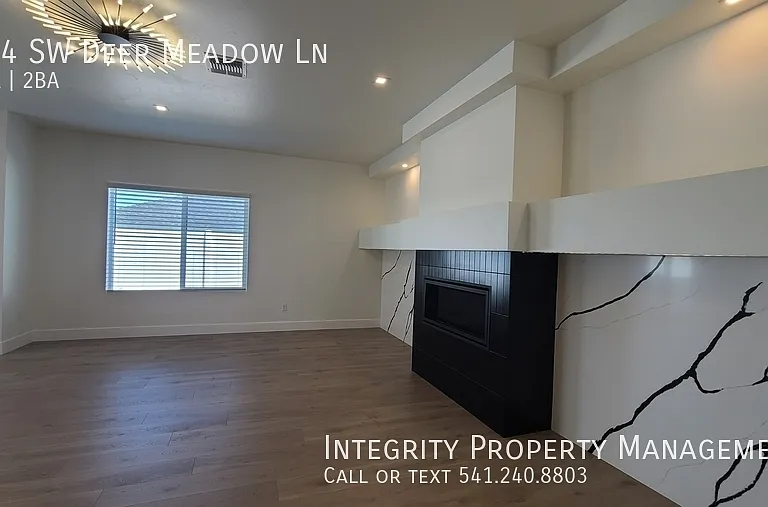 224 SW Deer Meadow Ln — Photo 11
