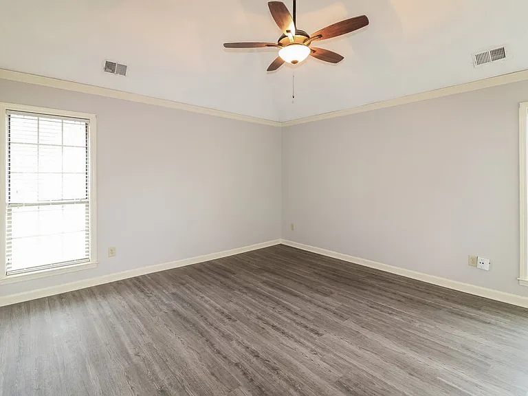 1104 Fox Trace Cv — Photo 10