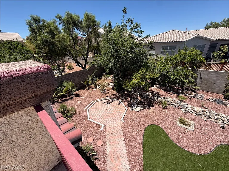 2381 Goldfire Cir — Photo 30