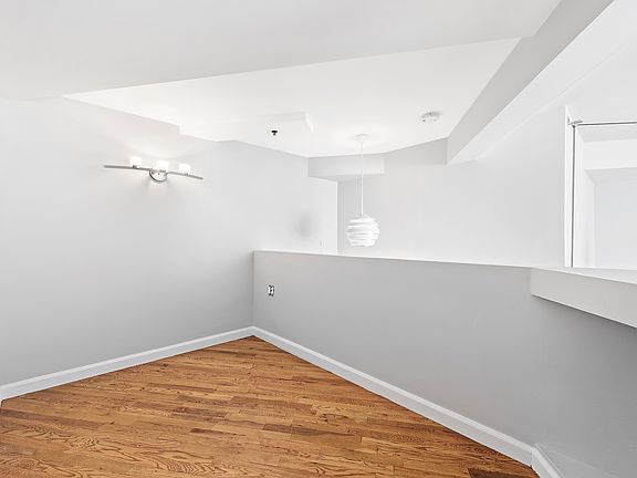 3rd image of 77 Bleecker St APT 816N