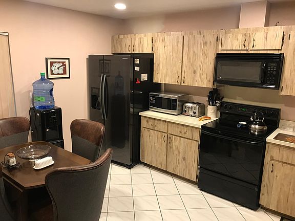 4th image of 4 Escondido Cir Unit 36