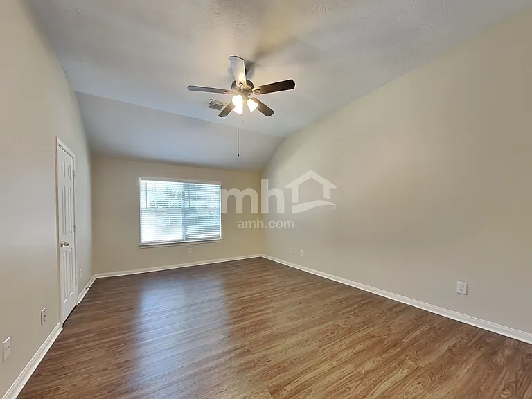 19342 Little Pine Ln — Photo 10