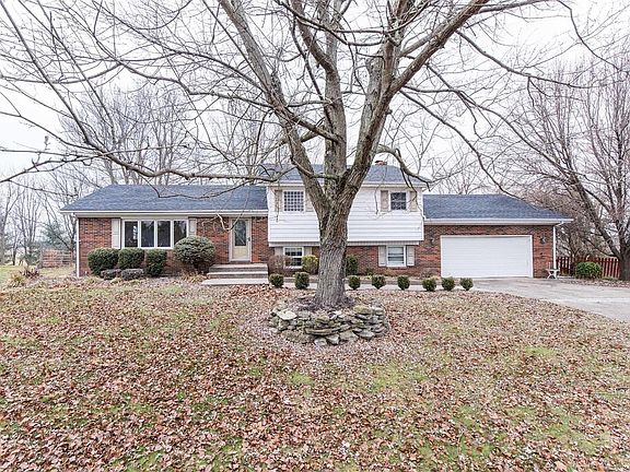 2nd image of 132 Virginia Dr