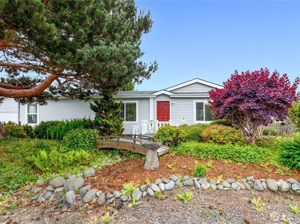 41 Marian Way, Sequim, WA 98382