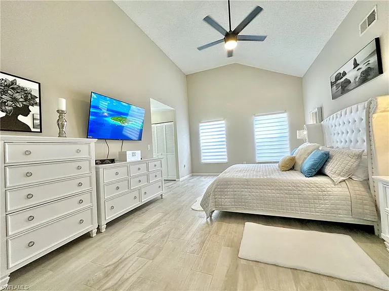 3639 Kent Dr — Photo 24