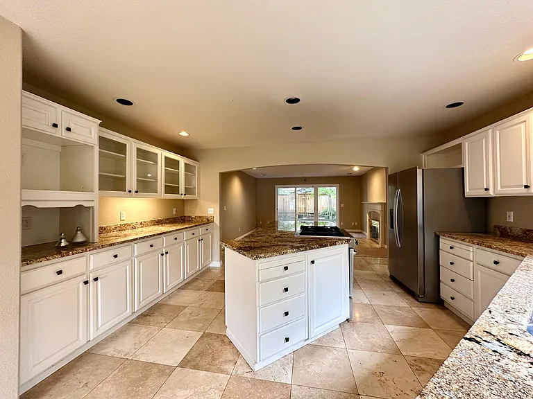 3516 SE 173rd Ct — Photo 5
