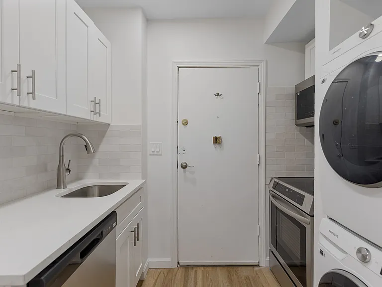 98 Saint Botolph St #5 — Photo 1