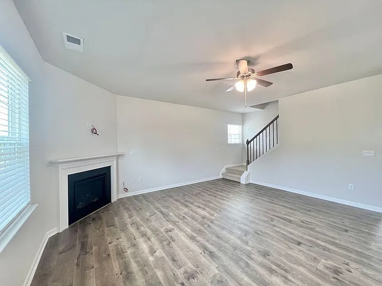 219 Blue Aspen Dr — Photo 6