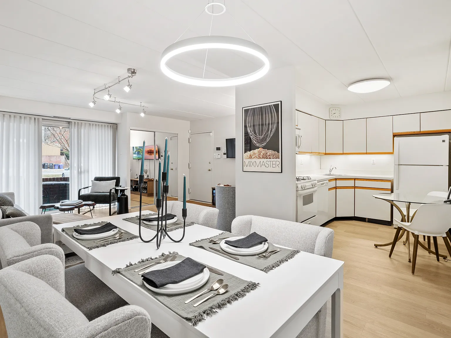 Park Place One Apartments — Photo 3