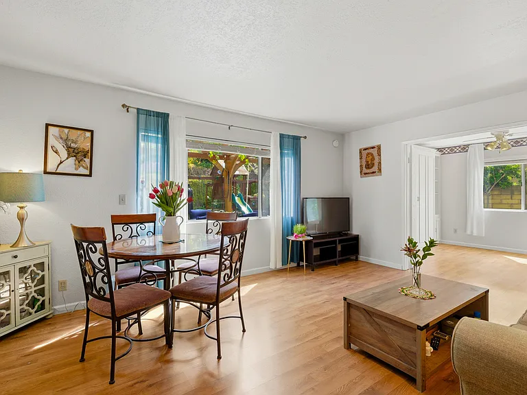 24668 Ebelden Ave — Photo 18