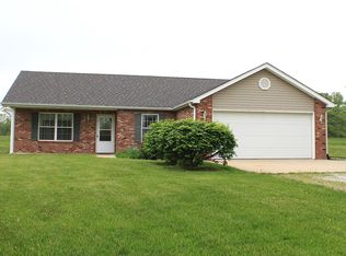 16901 N Highway 124, Centralia, MO 65240
