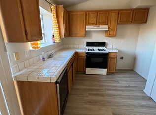 812 N San Miguel Ave, Los Banos, CA 93635