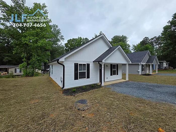 163 Hillcrest Rd — Photo 13