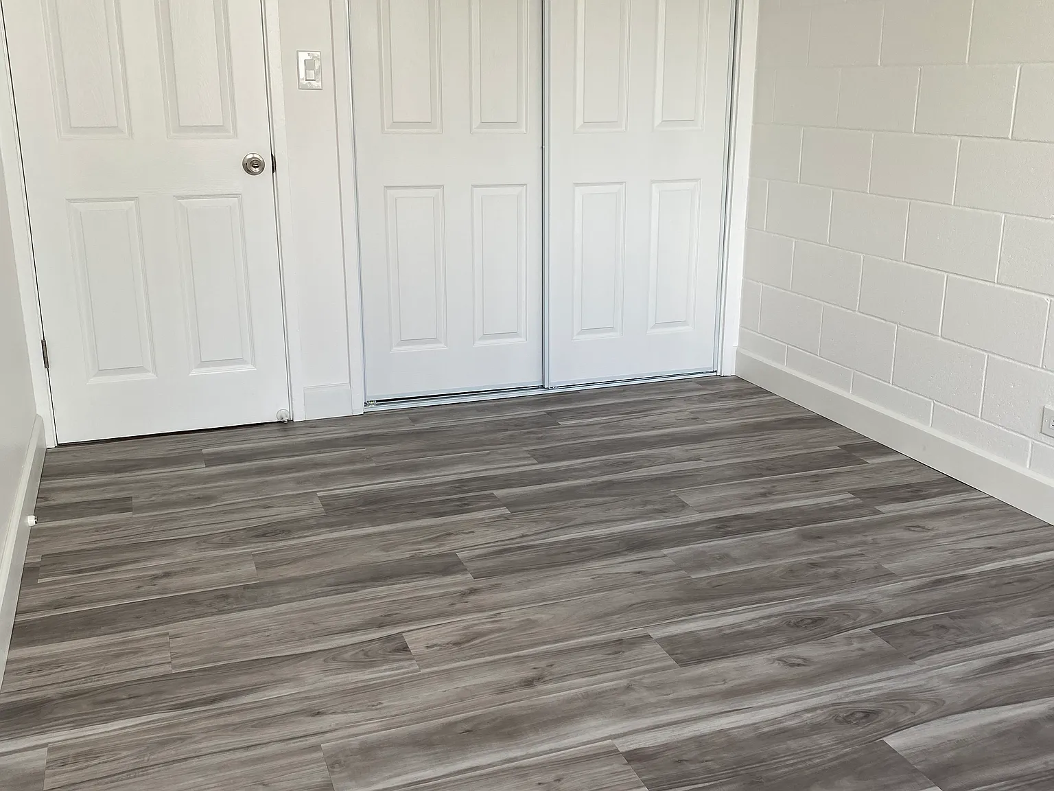 2 bed, $2,300 — Photo 4