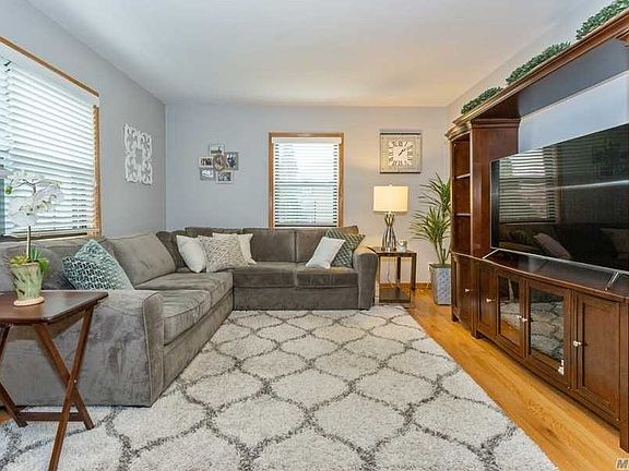 2nd image of 74-01 220th St