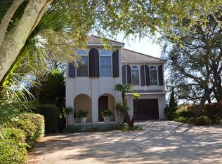 738 Harbor Blvd E, Destin, FL 32541