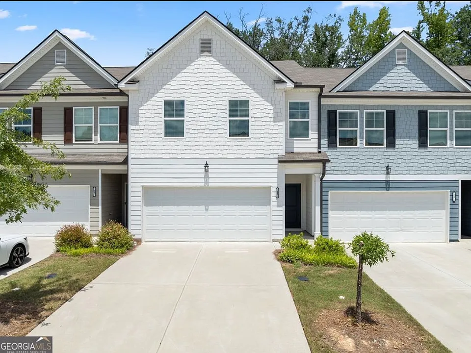 35 Buckingham Ln