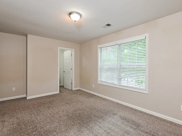 854 Langley View Ct — Photo 14